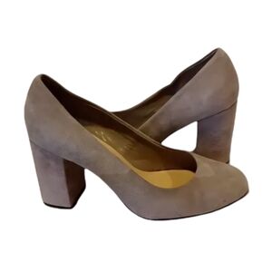 Bella Vita chunky high heel  size 10 w w beige color 3.5 inch heel leather upper